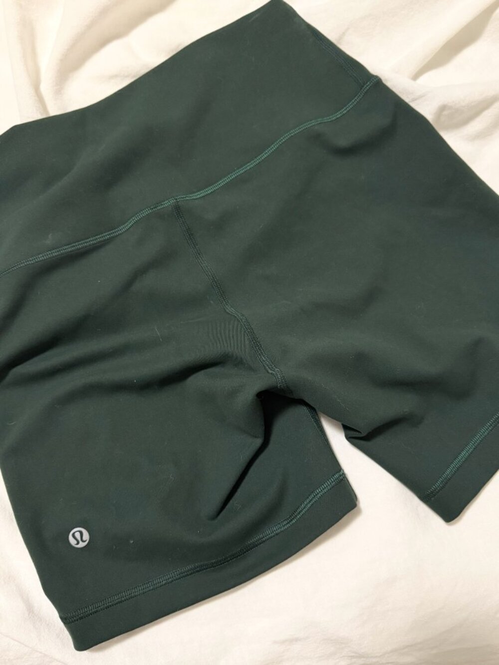lululemon Wonder Train Shorts 6"
